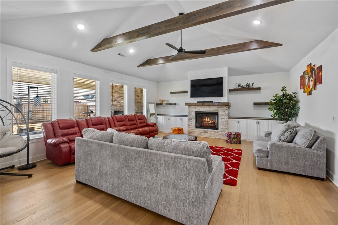 Maple Estates Ph Ii Centerton - Residential