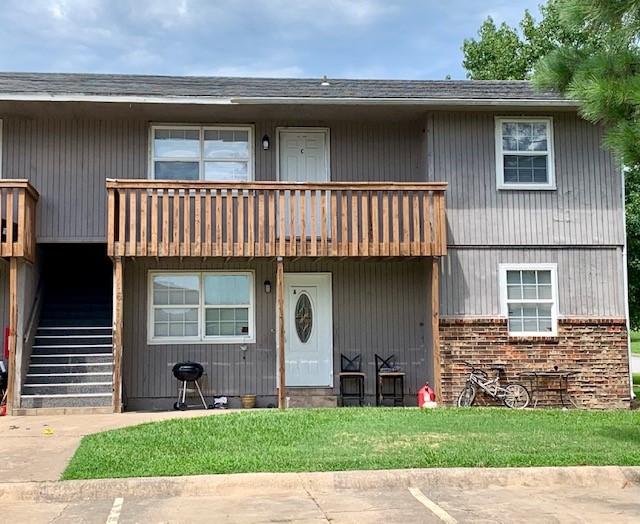 Garden Center Place - Residential Lease