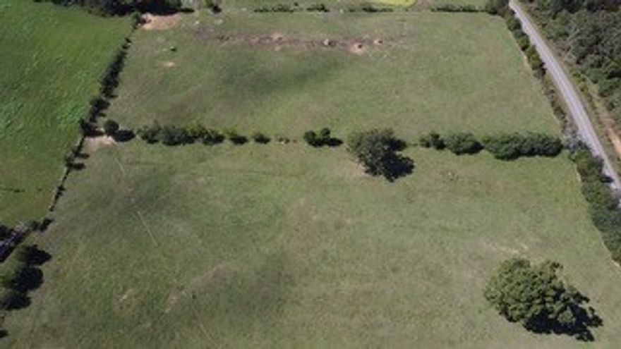 13.43 Acres of Pasture Land with Pond – Ideal Building Site 

Bring your vision to life on this beautiful 13.43-acre tract of pasture land featuring a peaceful pond and plenty of open space. Whether you’re looking for the perfect spot to build your dream home, start a hobby farm, or simply enjoy wide-open country views, this property offers endless possibilities. With its mix of usable land and natural beauty, it’s the perfect setting for both privacy and convenience.