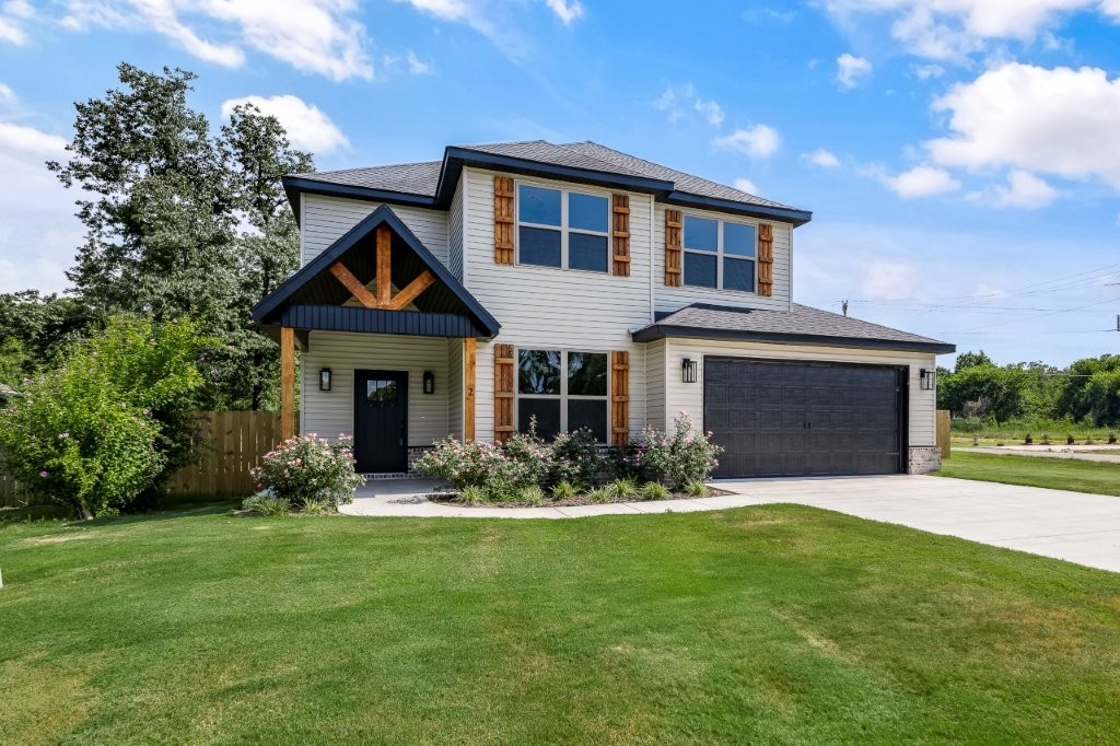 Brand-New Bella Vista Home on .3 FLAT Corner Lot! Discover this stunning new construction 2 bdrm+Office/Formal Dining Space+Bonus/Flex Room+2.5-ba home designed w/modern living in mind. Open-concept layout boasts spacious living room w/vaulted ceilings, abundant natural light, & cozy gas log fireplace. Kitchen shines featuring granite countertops, sleek cabinetry, SS appliances, & large island for entertaining. Enjoy split-bdrm plan for privacy, & beautiful engineered hardwood floors thru-out the main level. Luxurious primary suite is sure to please: Custom tile shower, separate free-standing tub, dual vanity, & WIC. Upstairs: 2nd Bdrm, full bath & bonus room/flex space. Covered patio overlooks flat privacy fenced yardāideal for outdoor gatherings. Minutes from I-49, Wal-Mart HQ, schools, trails, & Bella Vista amenities (lakes, golf courses, clubhouses, community pools & gun range). Move-in ready home w/$5k towards rate buy down or closing costs thru builders preferred lender & RD financing ($0 down~100% financing)