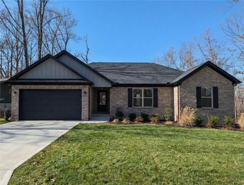 Photo of 19 Mildenhall Drive, Bella Vista, AR 72714 (MLS # 1335928)