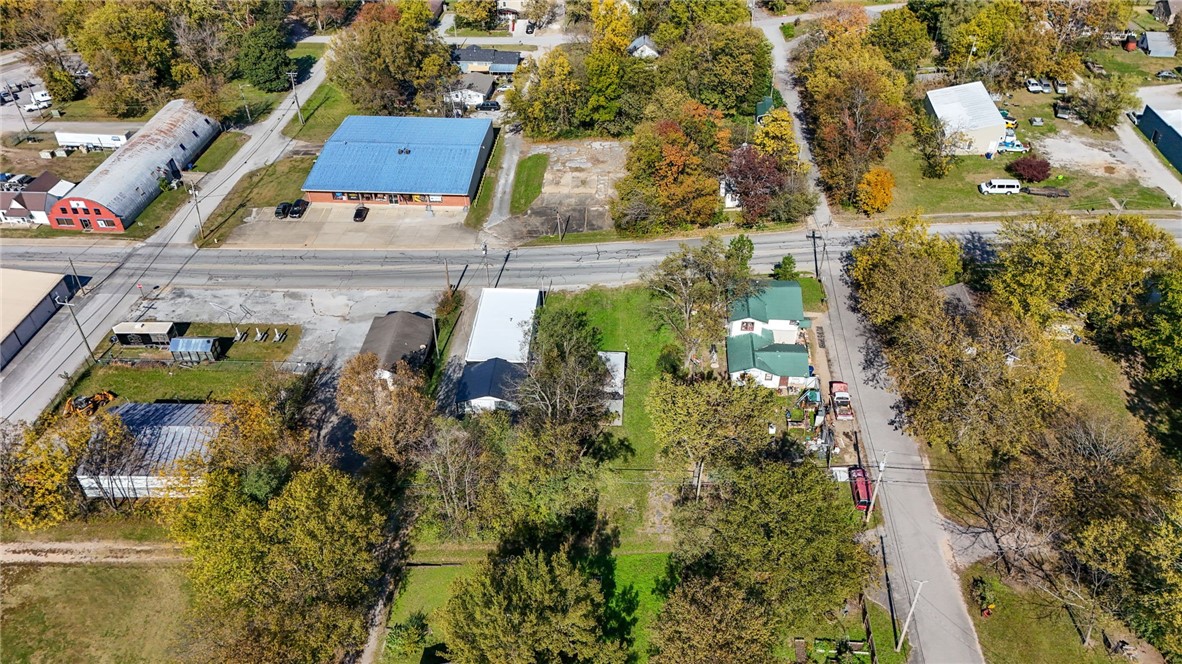 Beauchamps Add Siloam Spgs - Land