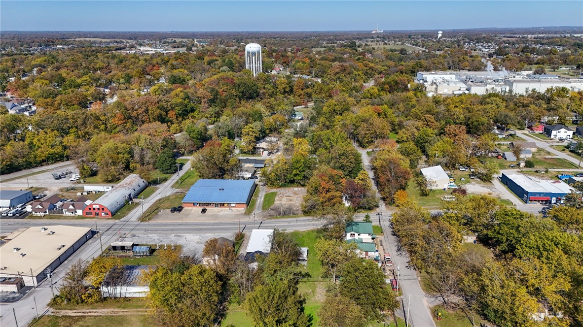 Beauchamps Add Siloam Spgs - Land