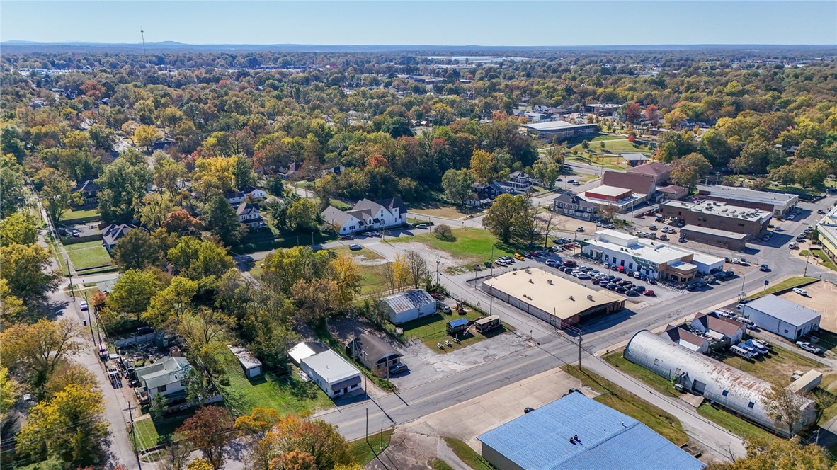 Beauchamps Add Siloam Spgs - Land