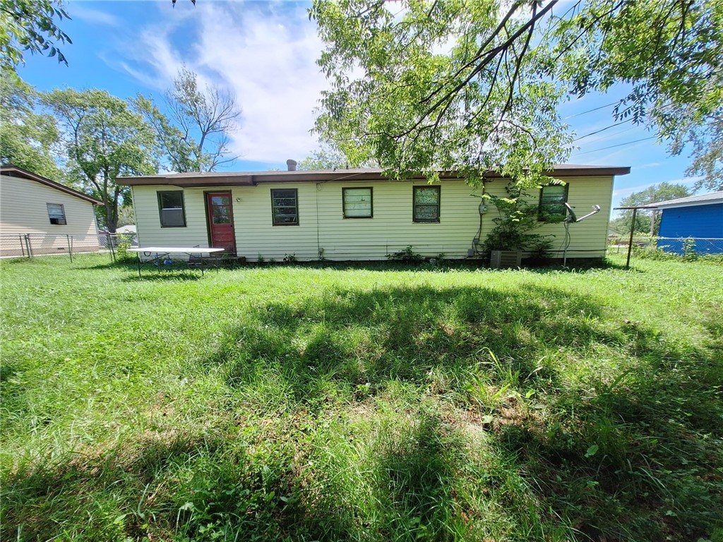 This 3 bedroom, 1.5 bathroom single-story home offers 1,352 square feet of living space and a great opportunity for customization. The property needs some work, primarily cosmetic updates, making it ideal for investors or homeowners looking to add their personal touch. Spacious layout and solid structure provide a great foundation for improvements.