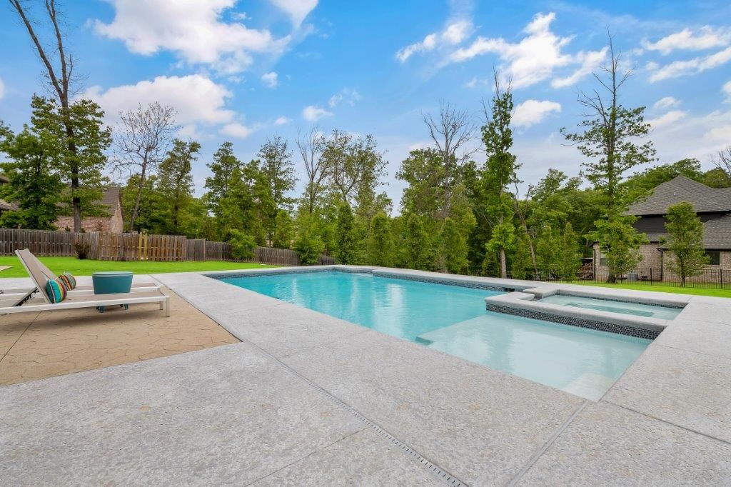 Versailles Sub - Residential