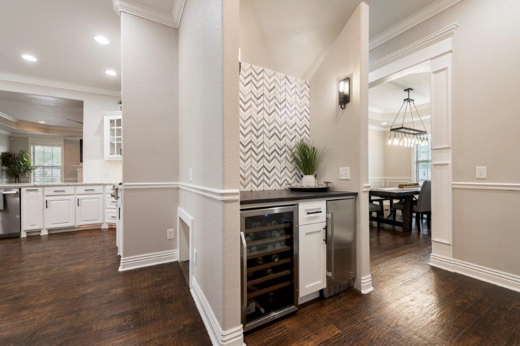 Versailles Sub - Residential