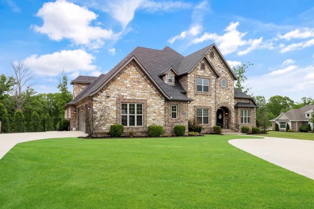 Versailles Sub - Residential