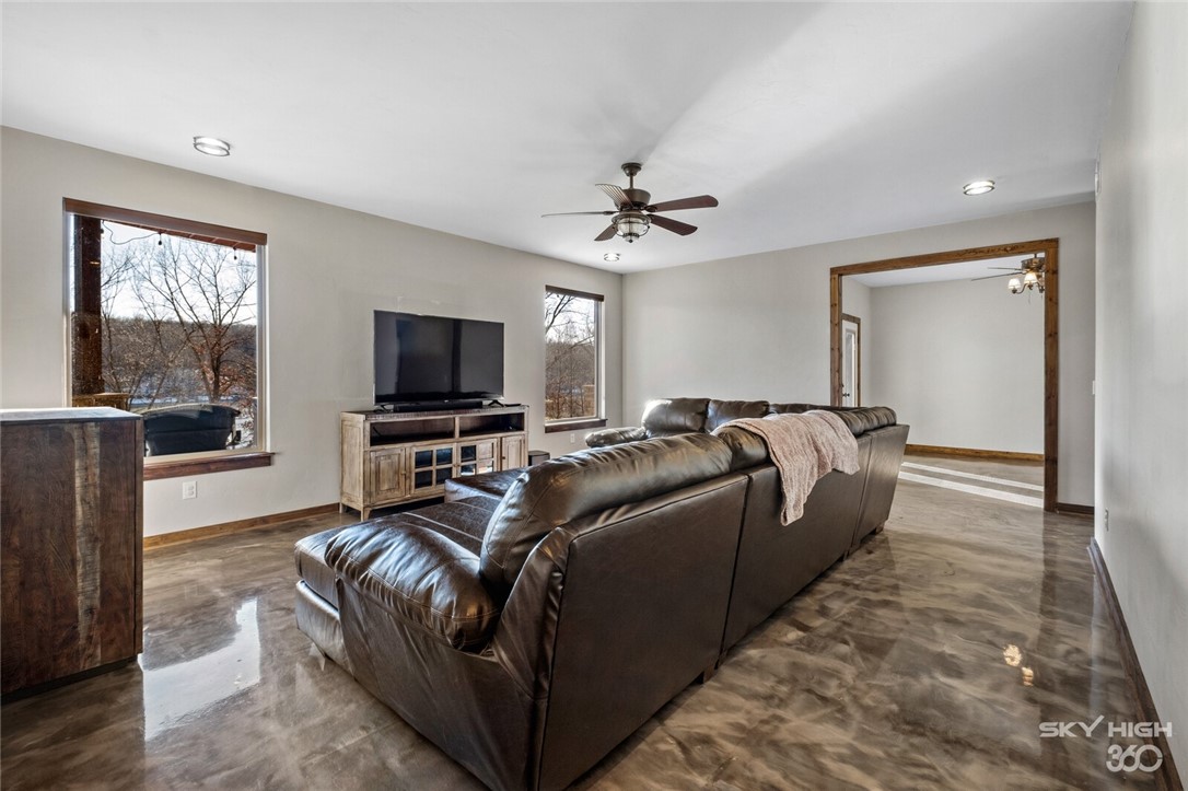 08-17-28 - Residential