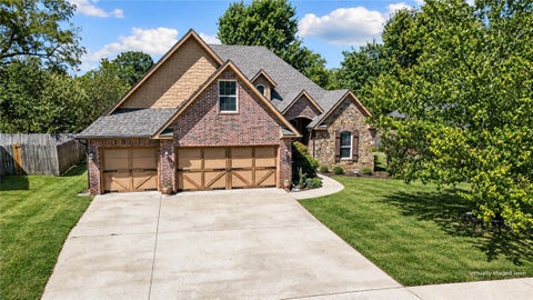 Photo of 4404 SW Creek View Street, Bentonville, AR 72713 (MLS # 1361499)