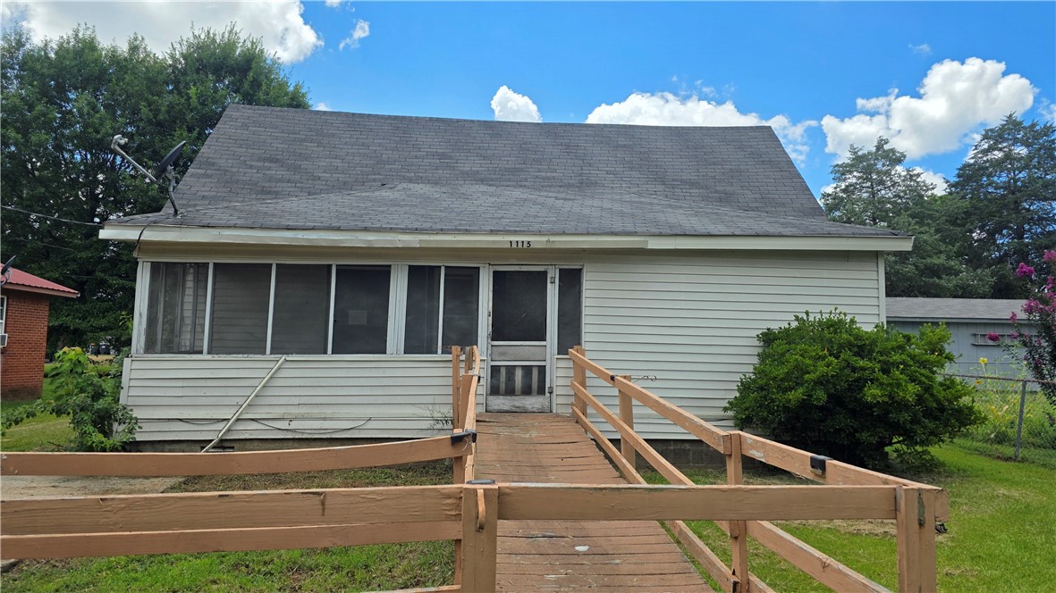 This 2 bedroom, 1 bath home in Russellville offers great potential for investors or DIY enthusiasts. Featuring a spacious living area and an eat-in kitchen, the house sits on a quiet street with a generous yard. The property will require repairs and updates, including flooring, paint, and some plumbing or electrical work. With a little TLC, this could become a cozy starter home or ideal rental. Conveniently located near schools, parks, and local amenities, this is an excellent opportunity to add value and personalize a classic Arkansas home. All offers are to be made by buyer's agent through propoffers.com.