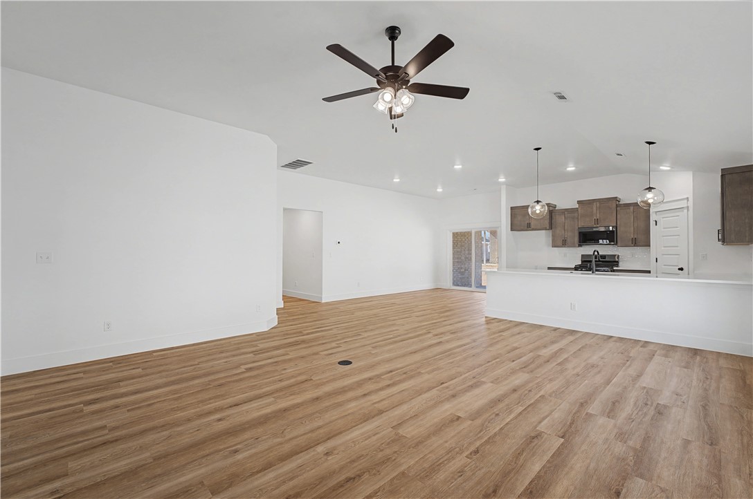 Woodcrest Walk - Residential