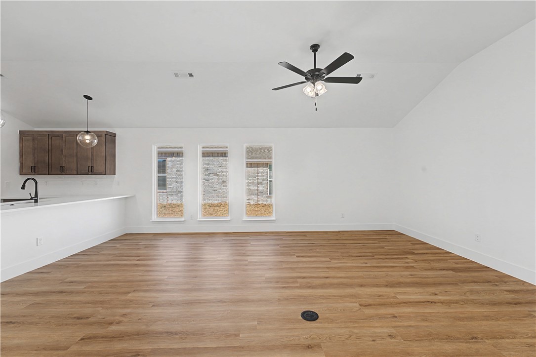 Woodcrest Walk - Residential