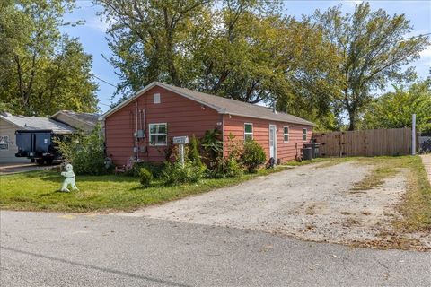 Photo of 507 Charles Avenue, Springdale, AR 72764 (MLS # 1333403)