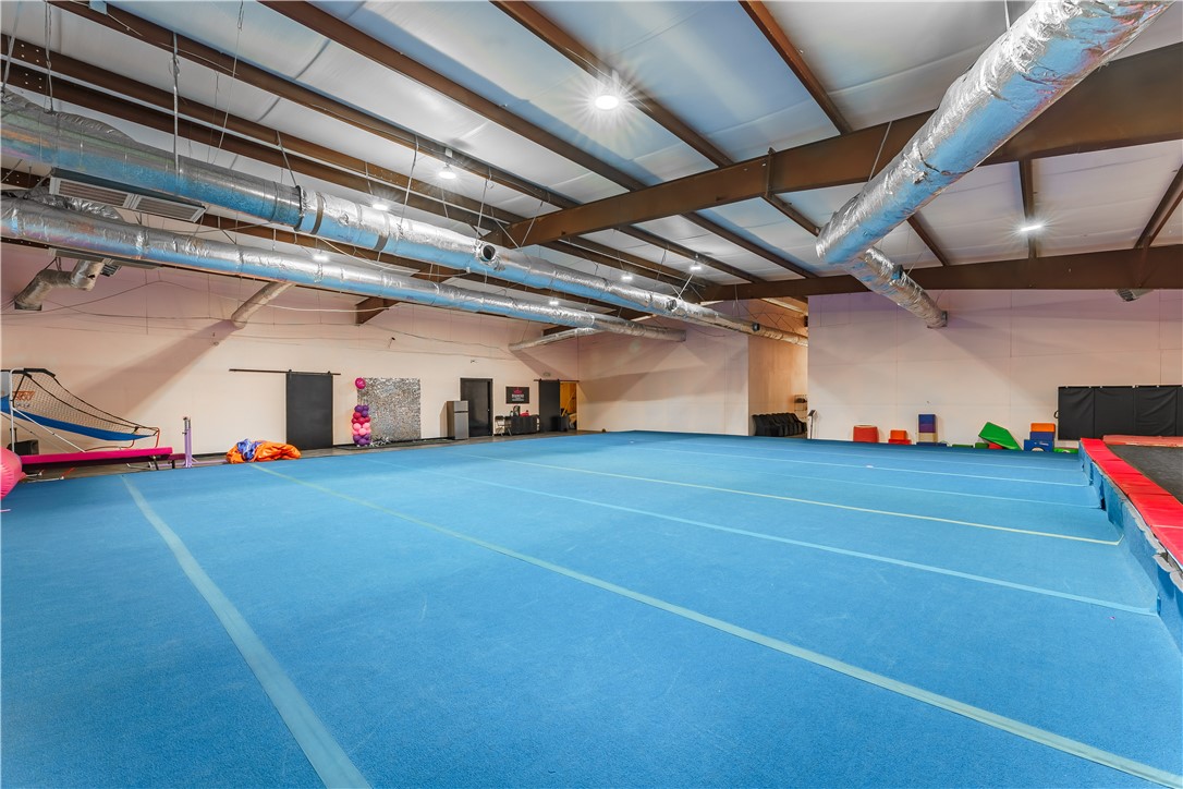 17-15-31 Prairie Grove Outlots - Commercial Lease