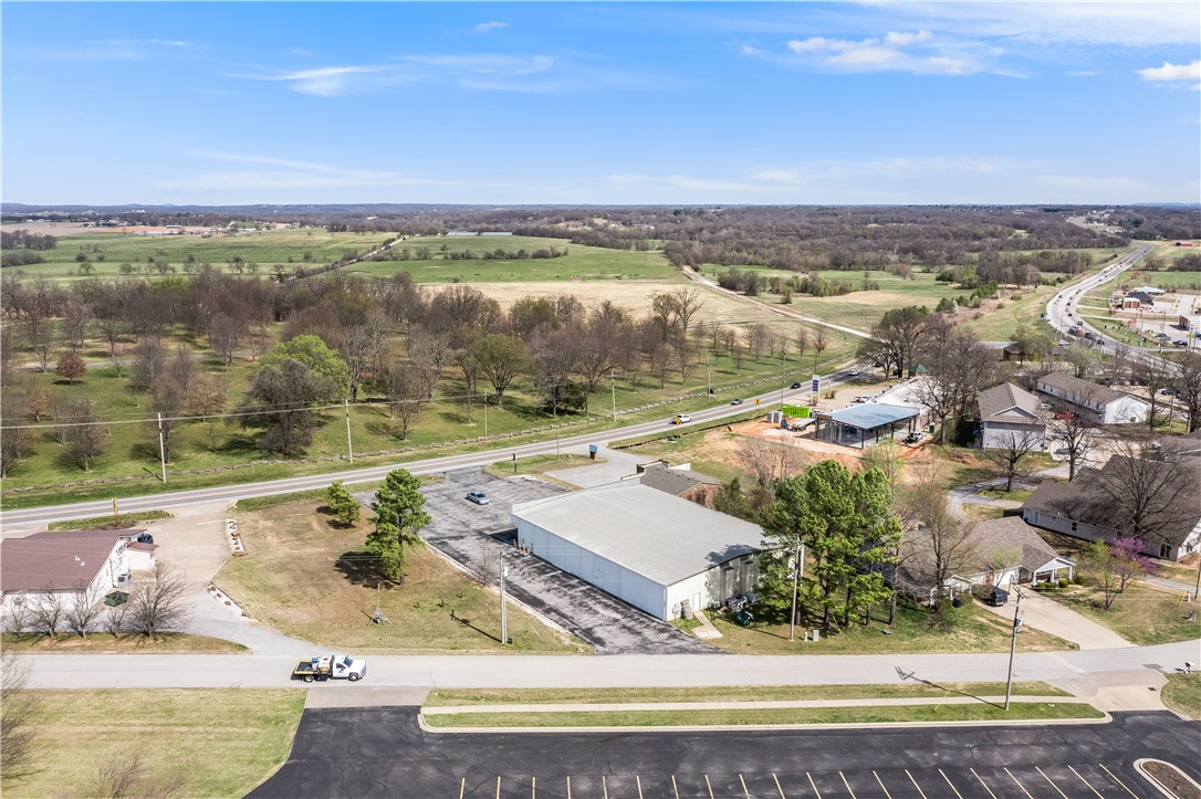 17-15-31 Prairie Grove Outlots - Commercial Lease