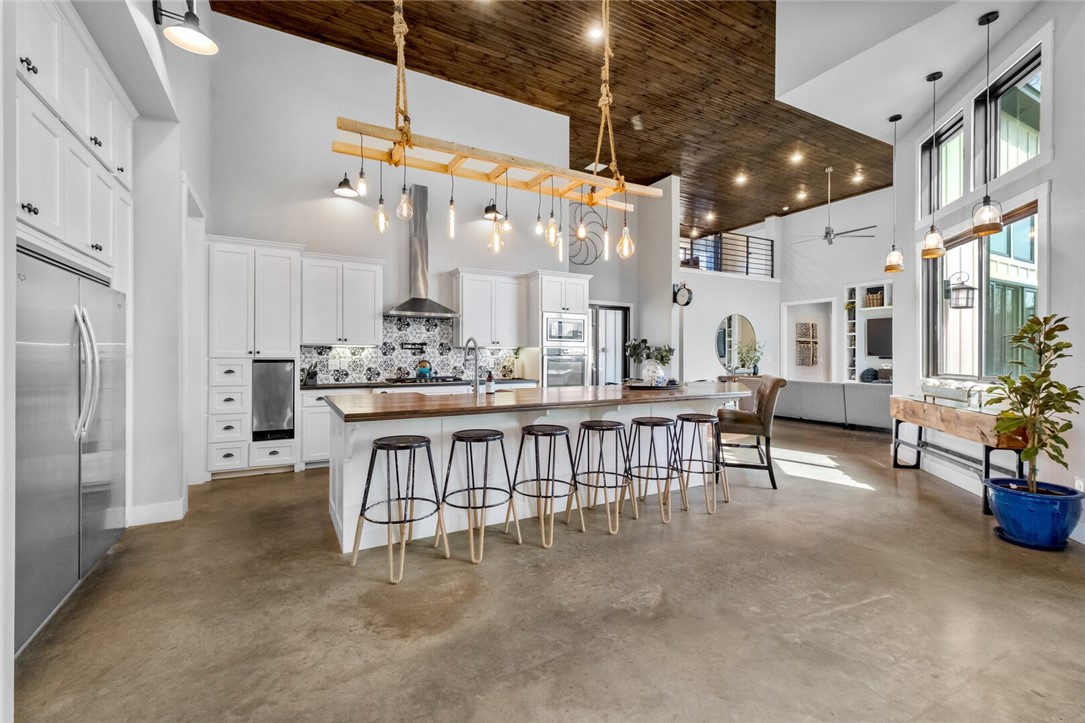 McKissic Creek Estate Centerton - Residential