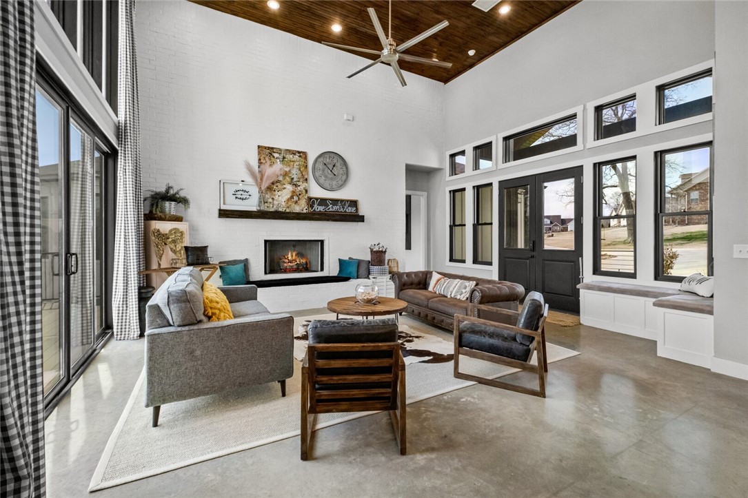 McKissic Creek Estate Centerton - Residential