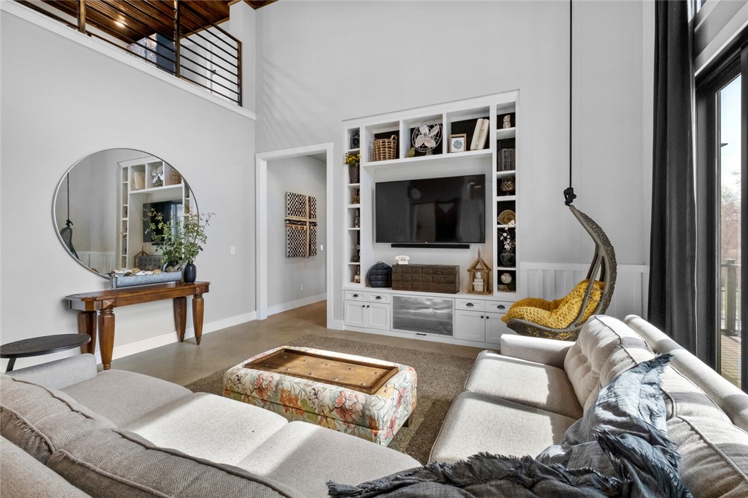 McKissic Creek Estate Centerton - Residential