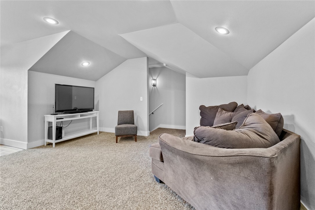 McKissic Creek Estate Centerton - Residential