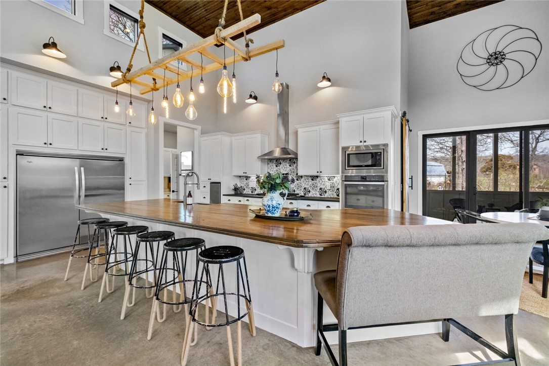 McKissic Creek Estate Centerton - Residential