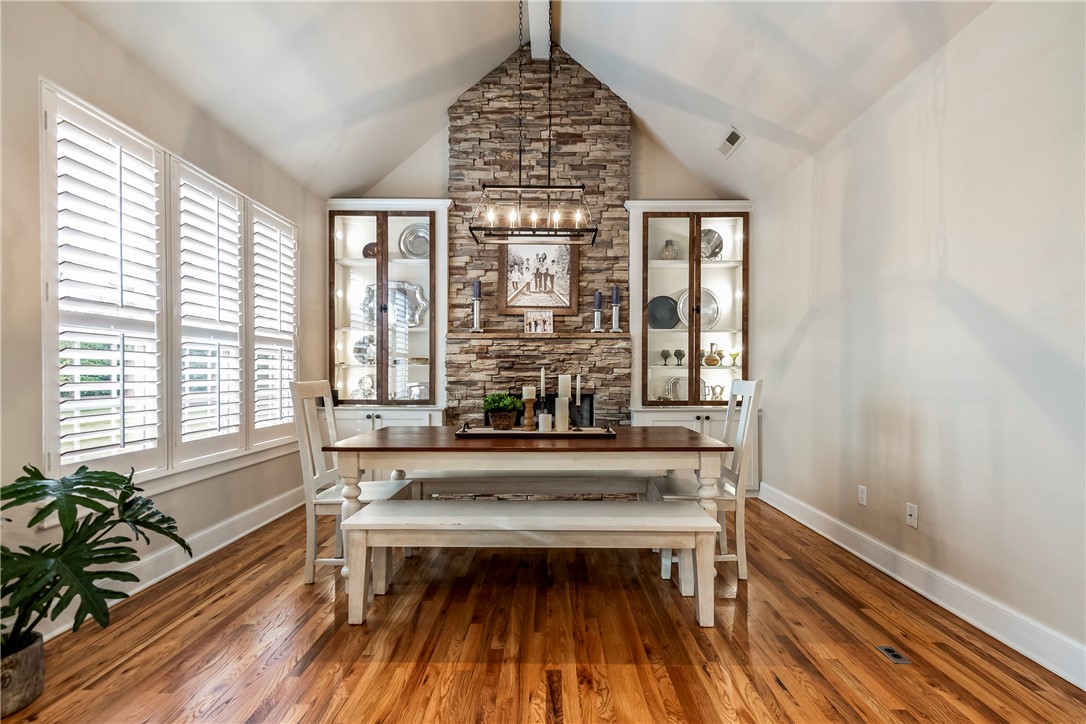 Manors On Blossom Way Crk Ph 4 Rogers - Residential