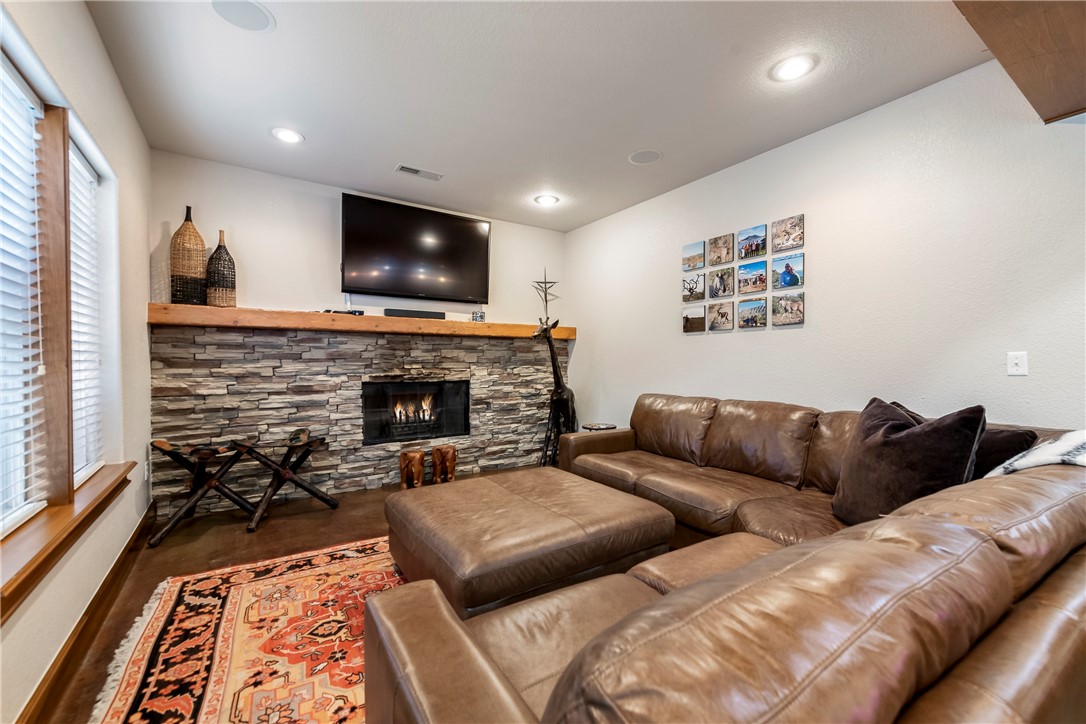 Manors On Blossom Way Crk Ph 4 Rogers - Residential