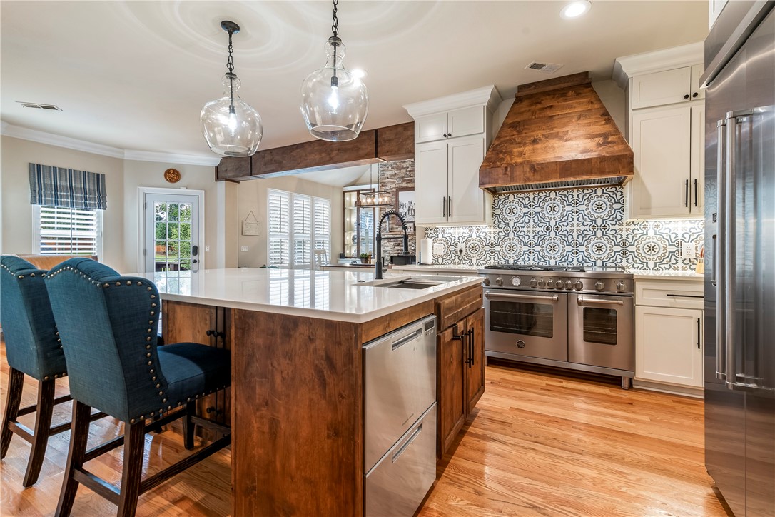 Manors On Blossom Way Crk Ph 4 Rogers - Residential