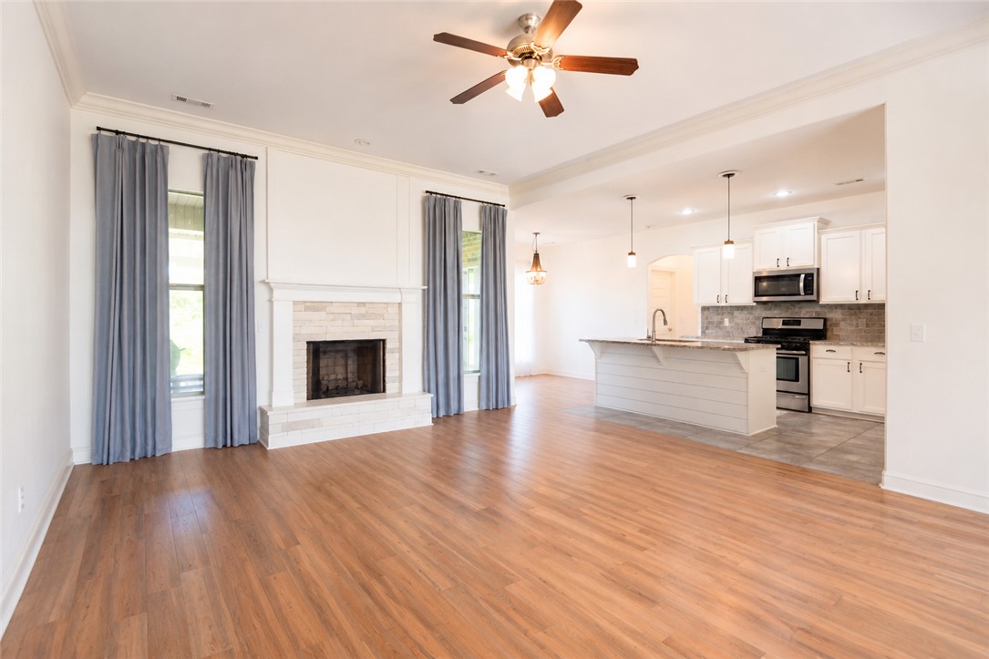 Legendary Sub Ph Ii A Springdale - Residential