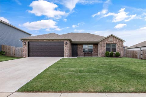 Photo of 2313 Pinewood Avenue, Lowell, AR 72745 (MLS # 1357772)