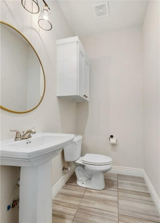 Town Homes At Forest Hills - Residential Lease