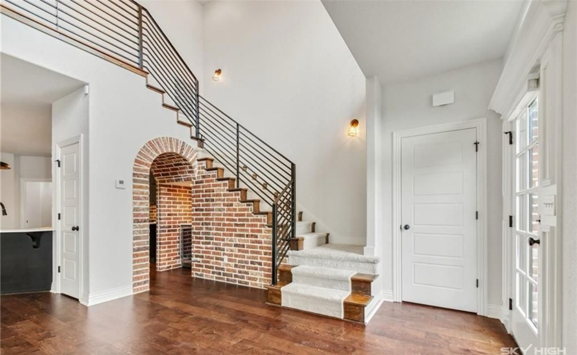 Town Homes At Forest Hills - Residential Lease