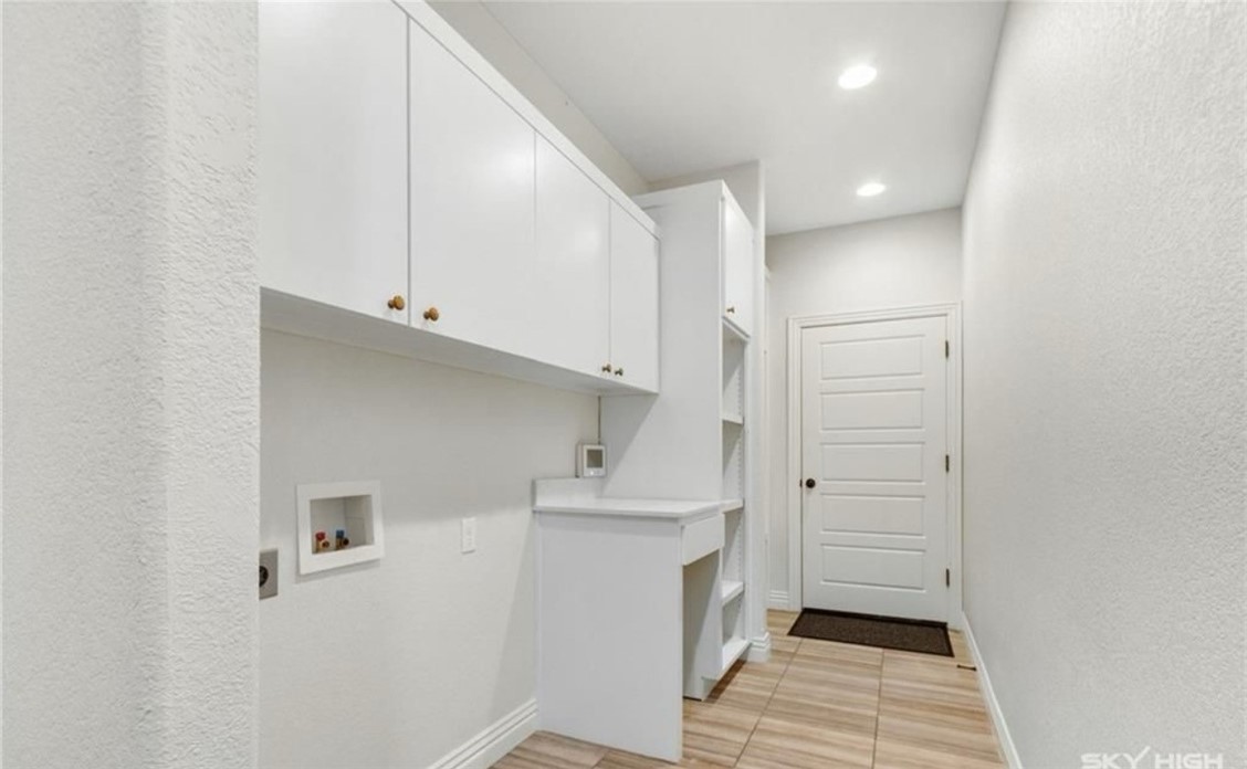 Town Homes At Forest Hills - Residential Lease