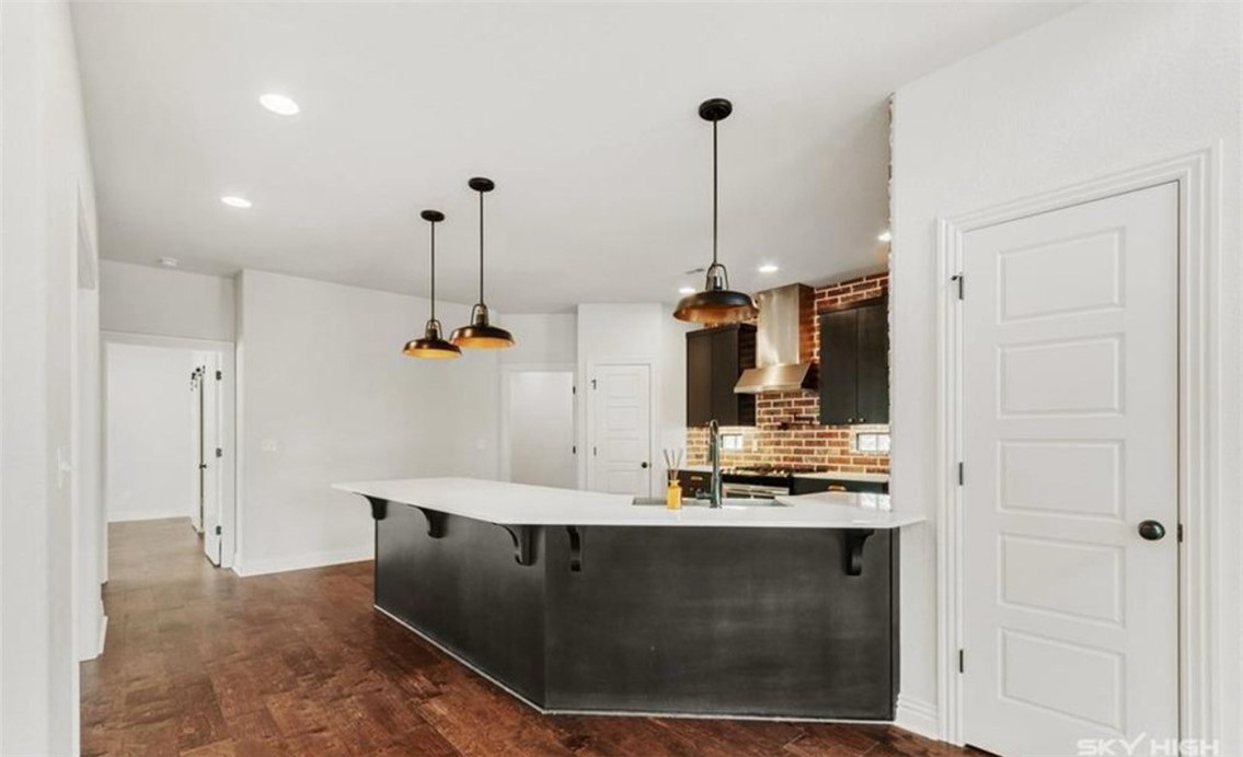 Town Homes At Forest Hills - Residential Lease