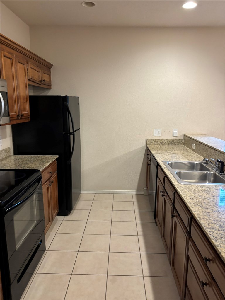 Riverwalk - Residential Lease