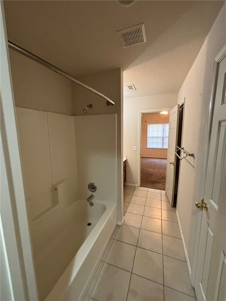 Riverwalk - Residential Lease