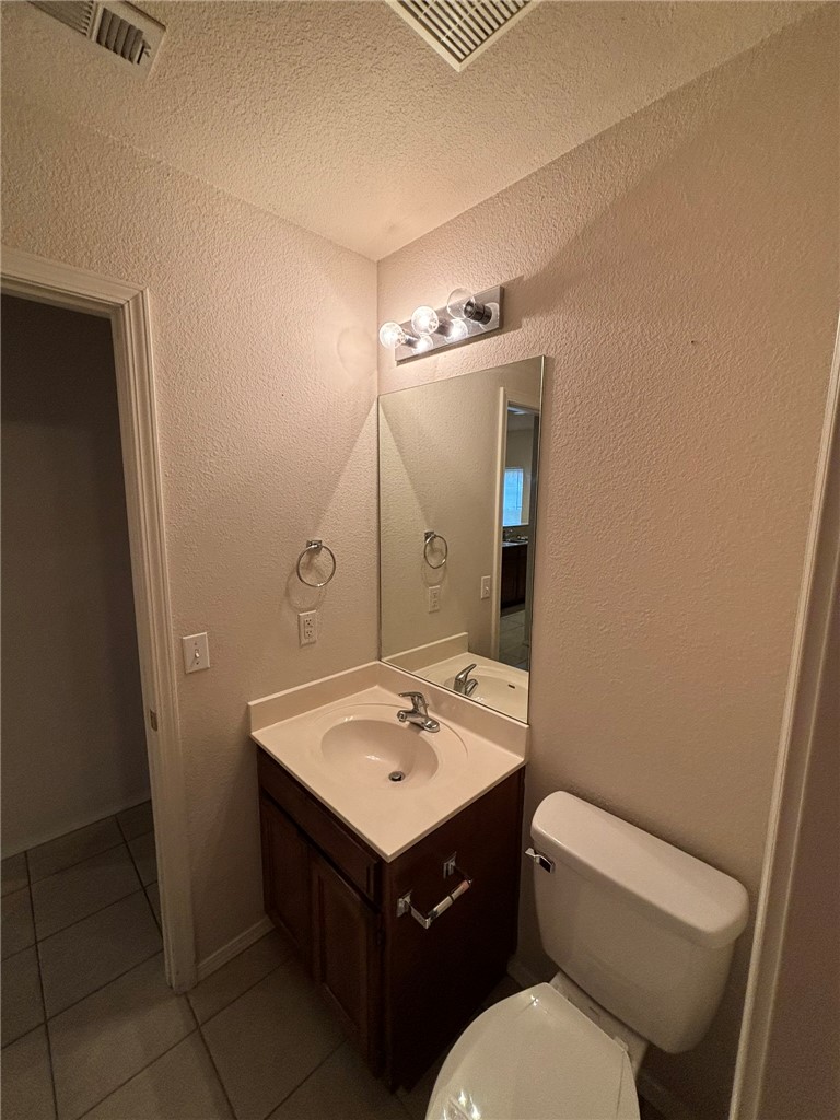 Riverwalk - Residential Lease