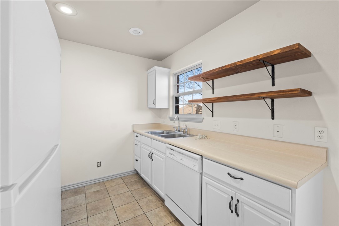 Champions Estates Rogers - Residential