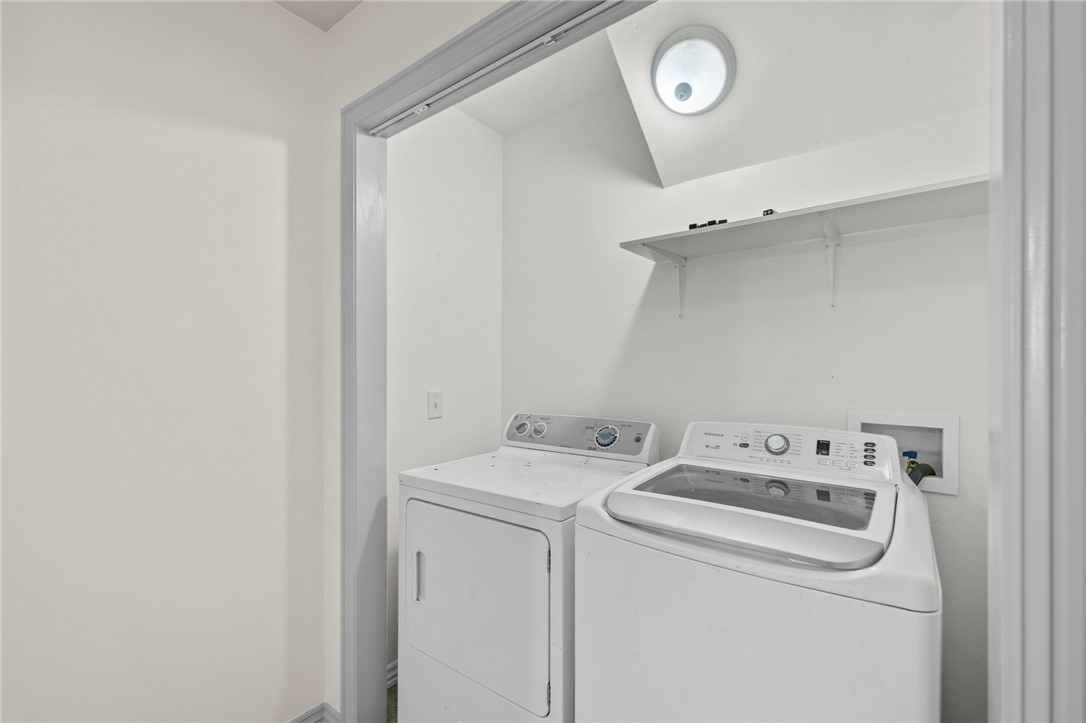 Champions Estates Rogers - Residential