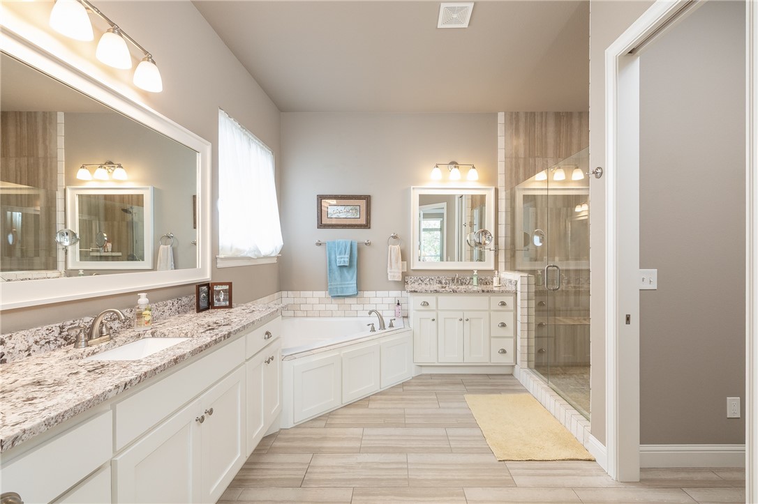 Cottages At Old Wire - Residential