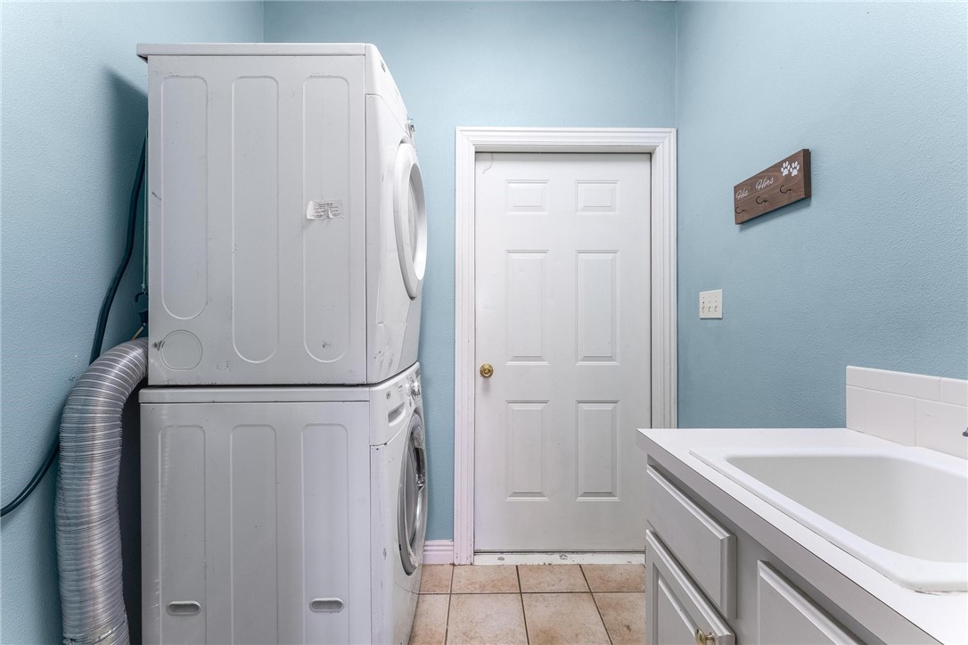 Paige Place Add Siloam Spgs - Residential