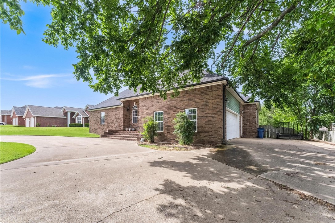Paige Place Add Siloam Spgs - Residential