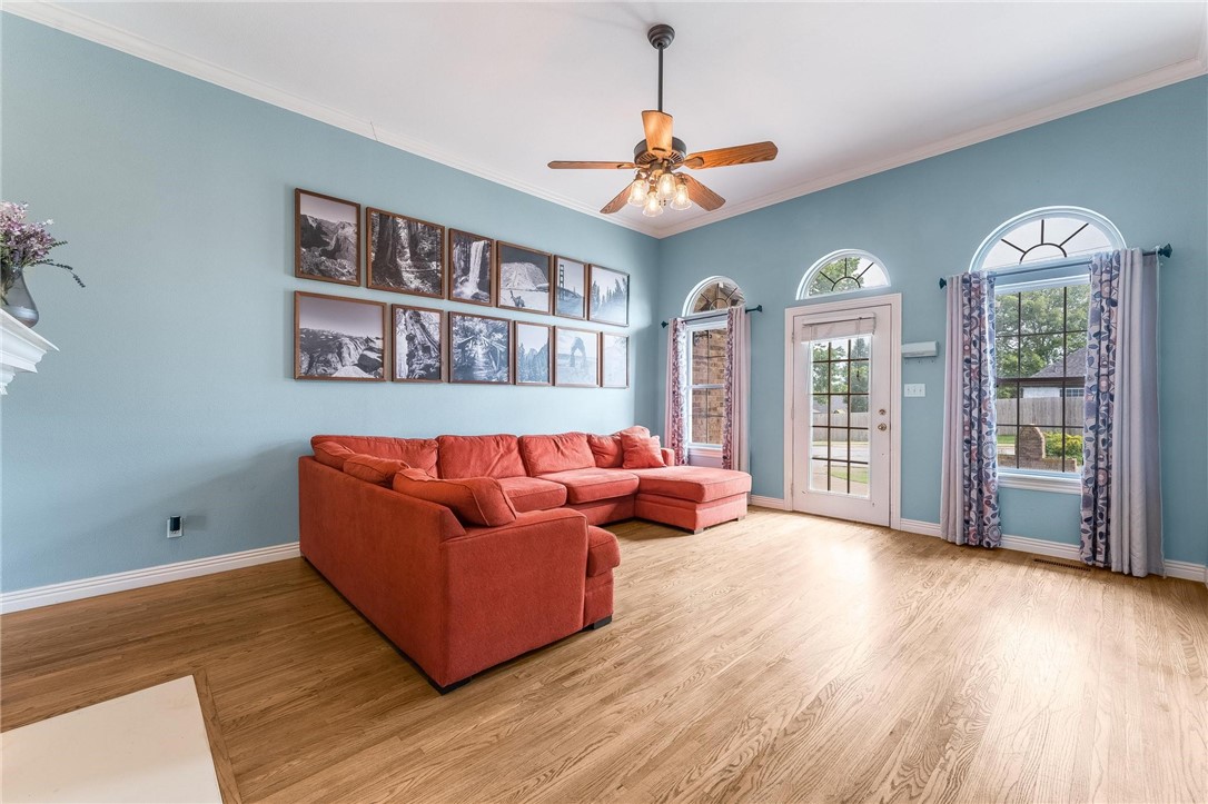 Paige Place Add Siloam Spgs - Residential