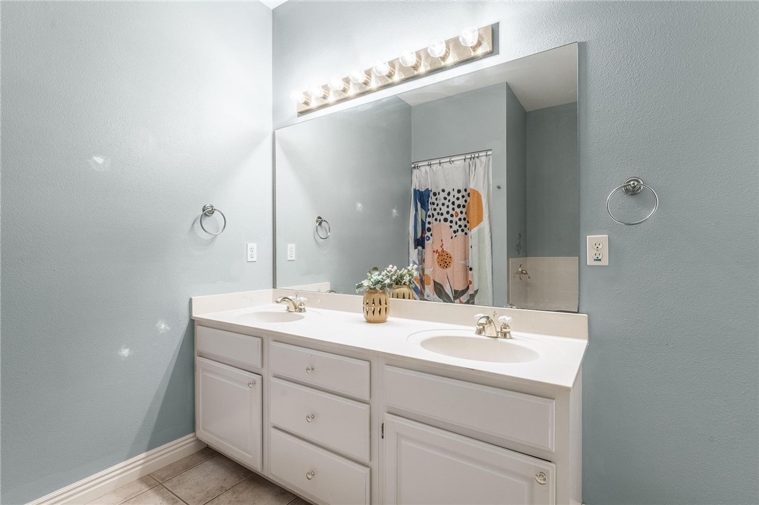 Paige Place Add Siloam Spgs - Residential