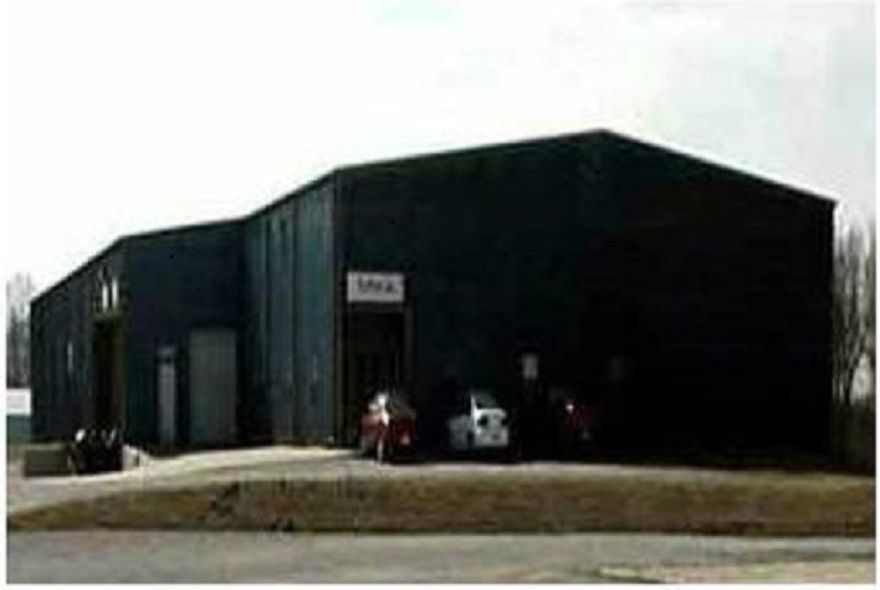 Great 30,000 sqft commercial bldg on 11.08 acres.