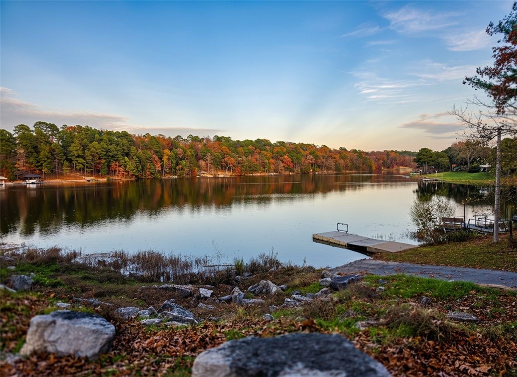 Shakespeare Courts Bvv - Residential