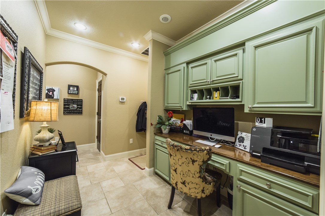 St Valery Downs Sub Cave Spgs - Residential