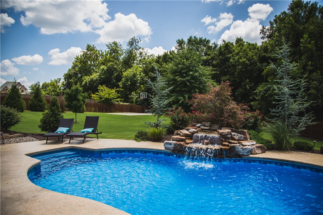 St Valery Downs Sub Cave Spgs - Residential