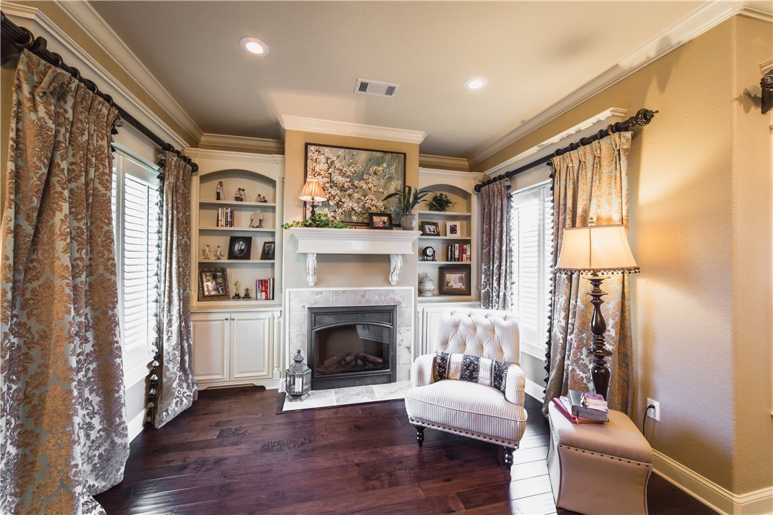 St Valery Downs Sub Cave Spgs - Residential