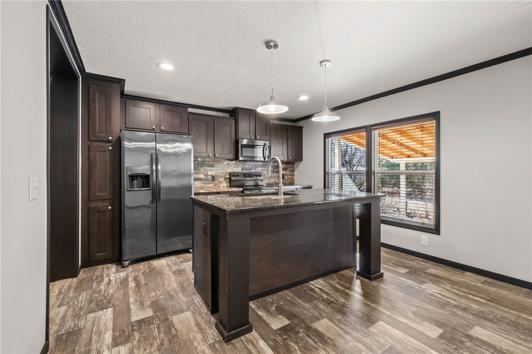 28-21-28-RURAL - Residential